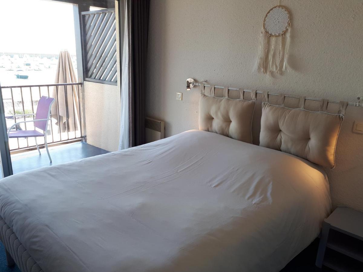 Hotel Du Port Bar Restaurant Sarzeau Dış mekan fotoğraf